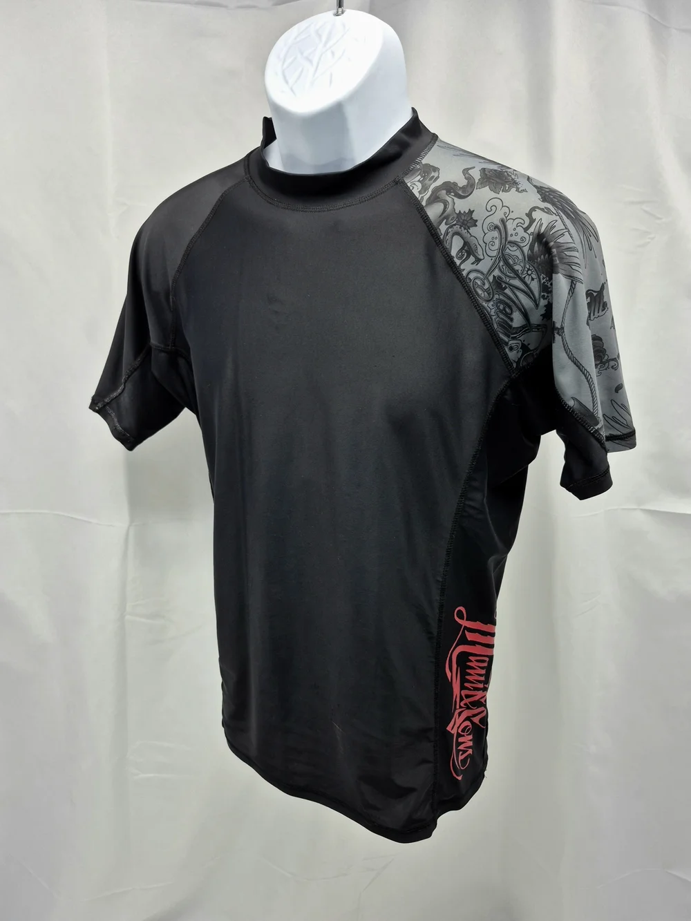 Y2K Maui & Sons Black Short Sleeve Surf Rash Guard Medium Swim Sporty Beachwear